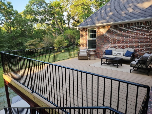 Decks & Railings